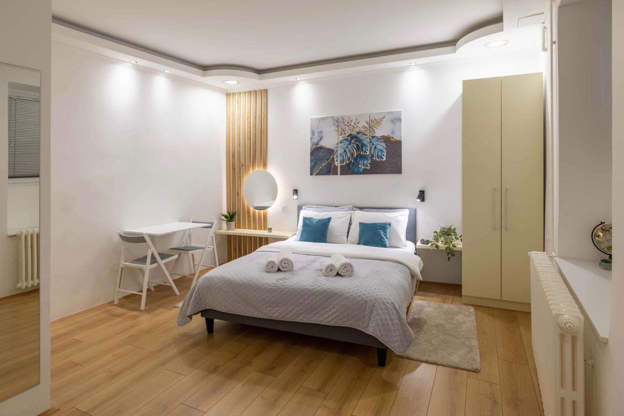 Brent Collection - Apartments In City Center Novi Sad Buitenkant foto
