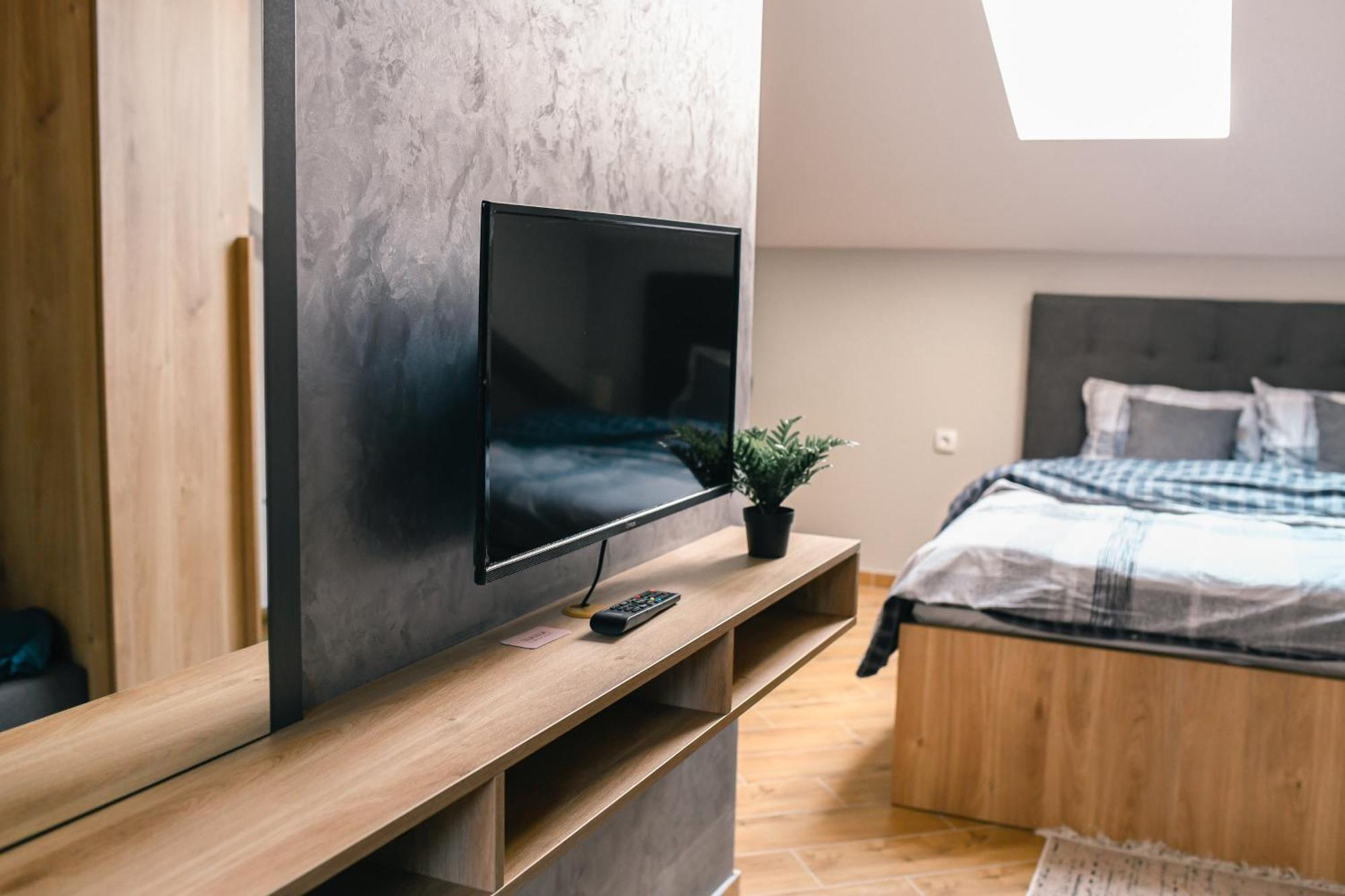 Brent Collection - Apartments In City Center Novi Sad Buitenkant foto